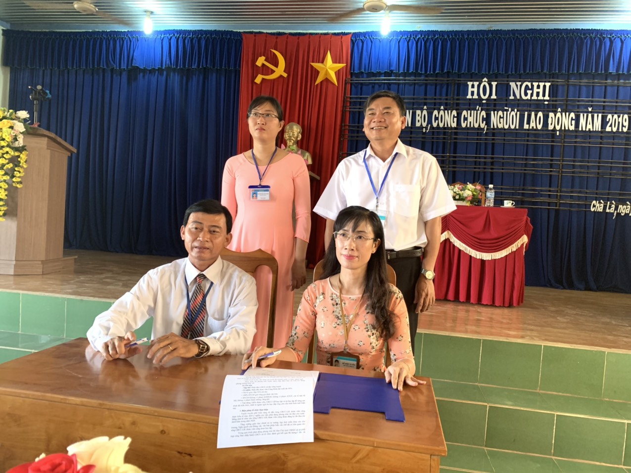 CĐCS xã Chà Là phối kết hợp UBND xã, tổ chức Hôi nghị CBCC và người lao động năm 2019.