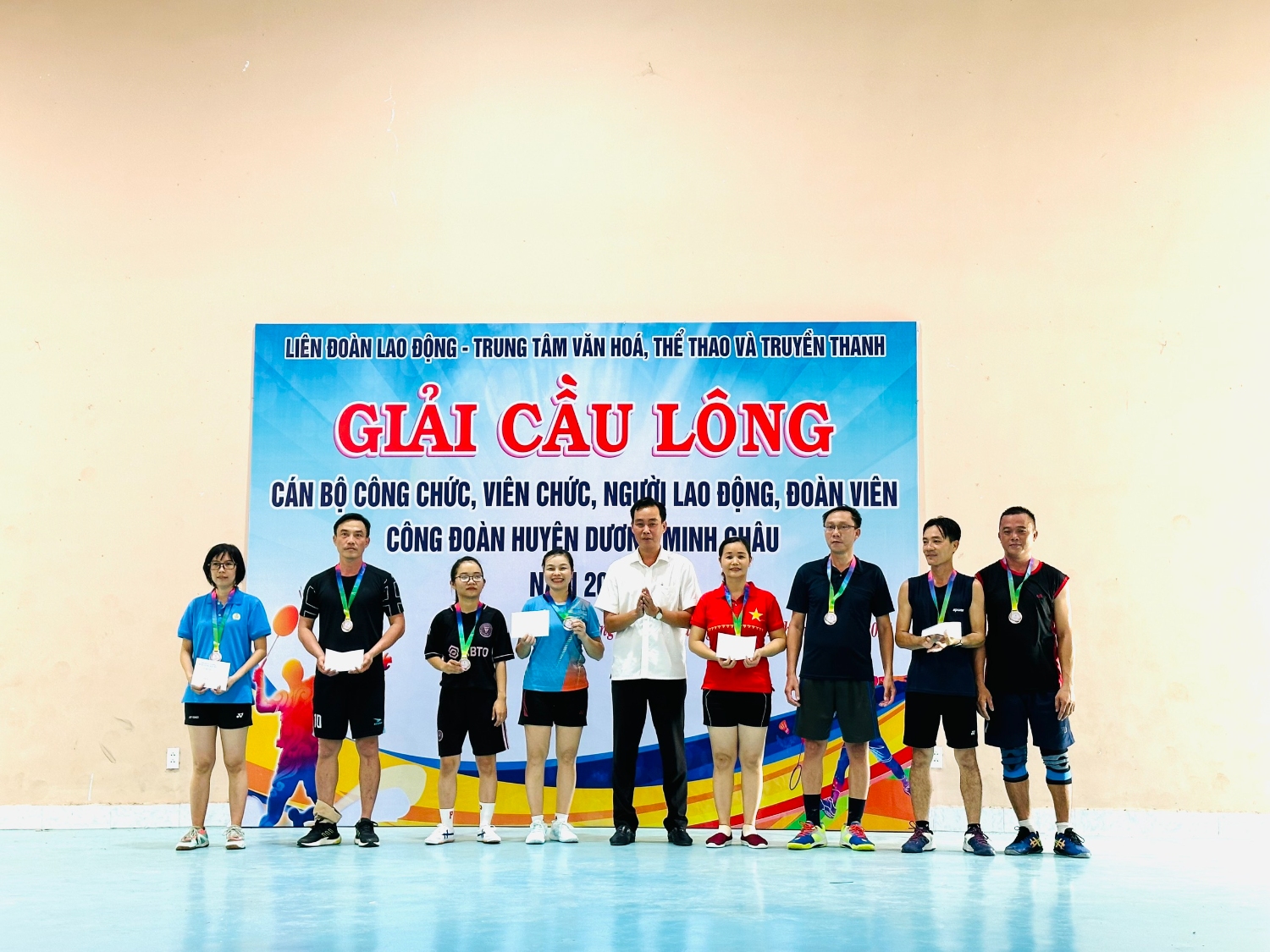 cuoc thi cau long 2024 2